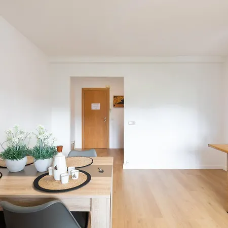 San Esteban - Baskeyrentals Apartmán *